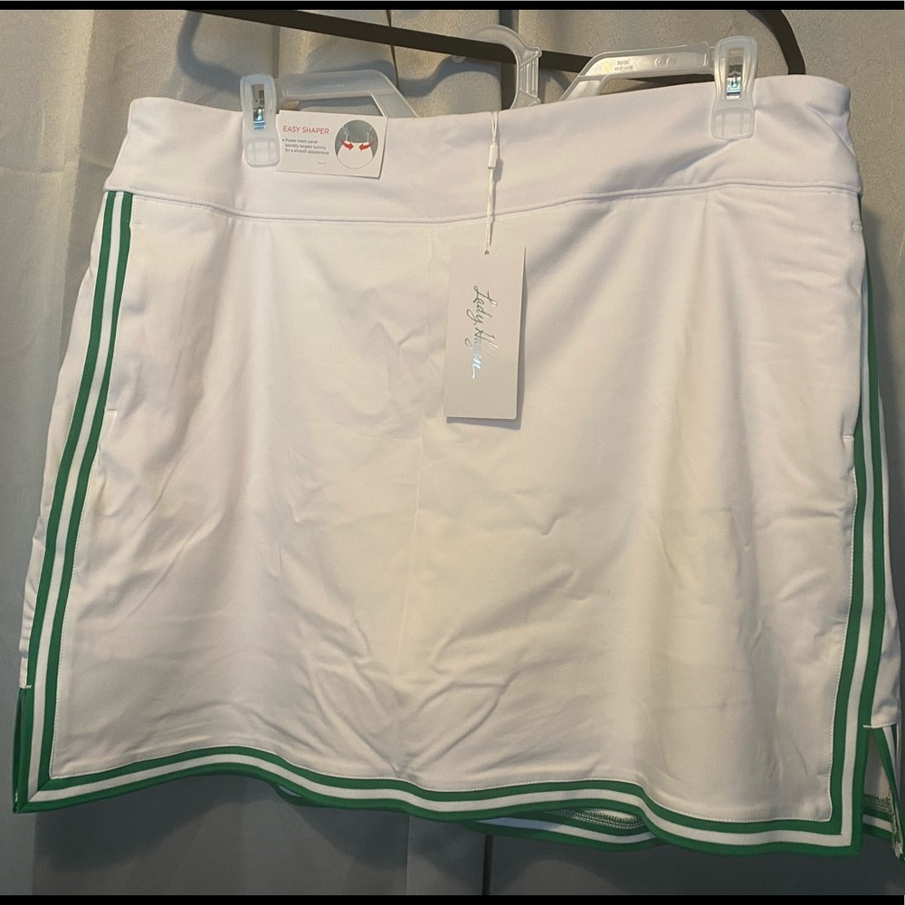 NWT Lady Hagen Rib Golf Skort - Green & White